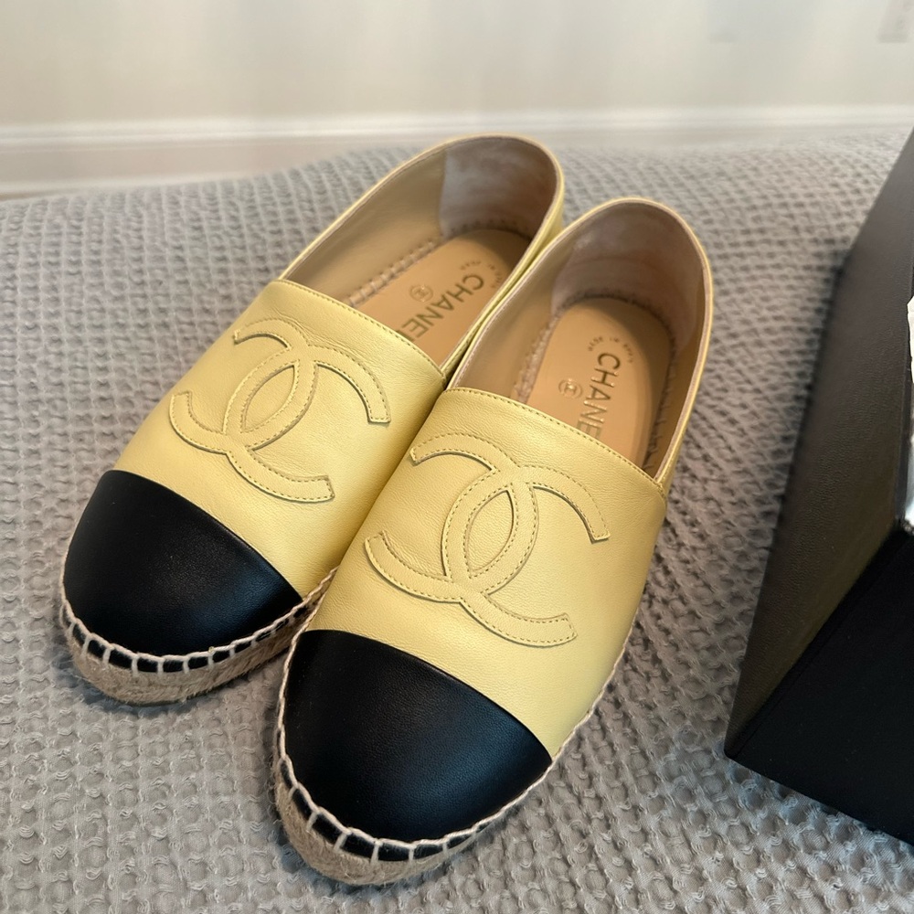 Chanel espadrilles size 39 new